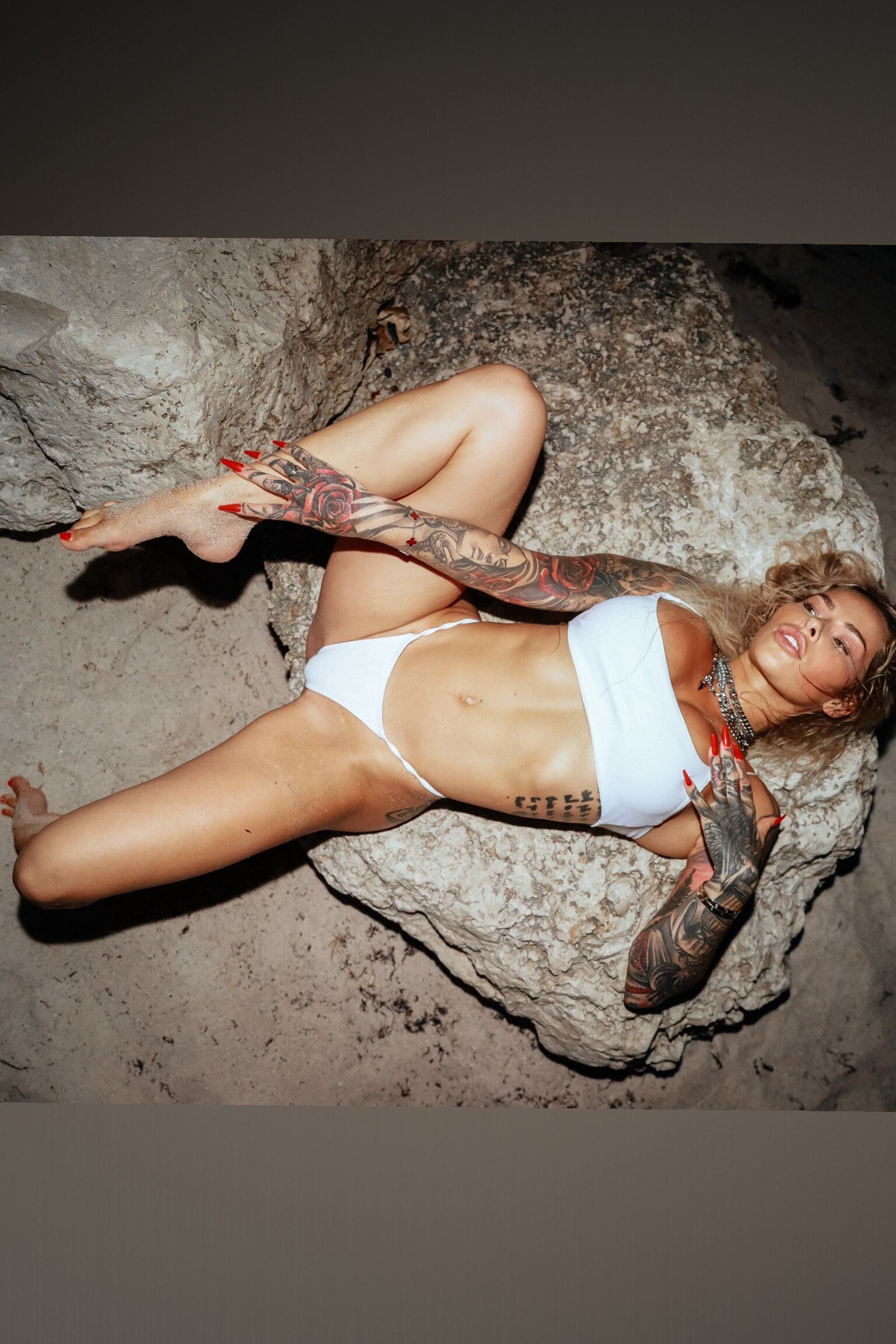 Nara Ford FREE OnlyFans header