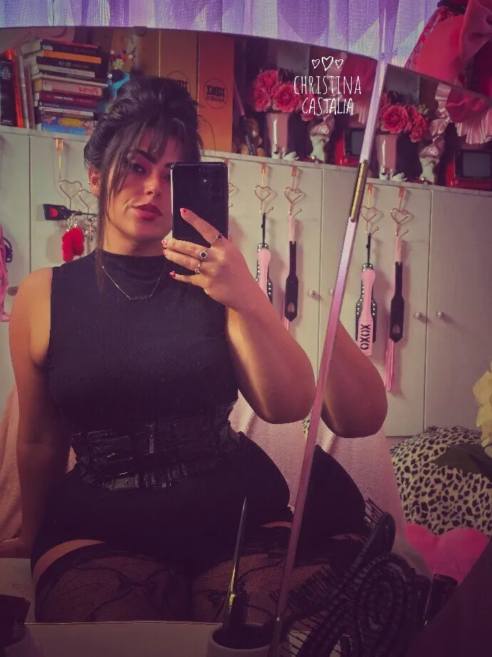 Christina Castalia but free (sort of)