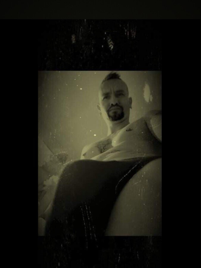 Toni Arasaka OnlyFans header