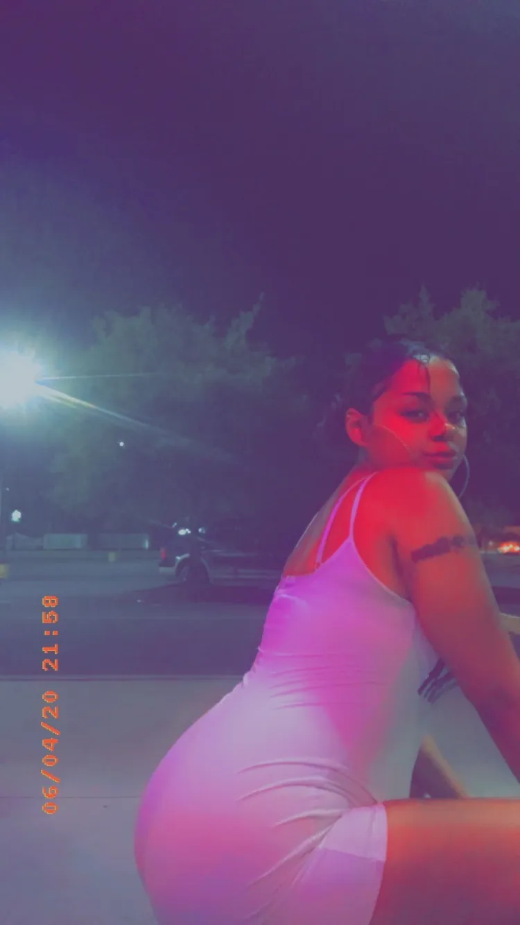 u18893782 OnlyFans header