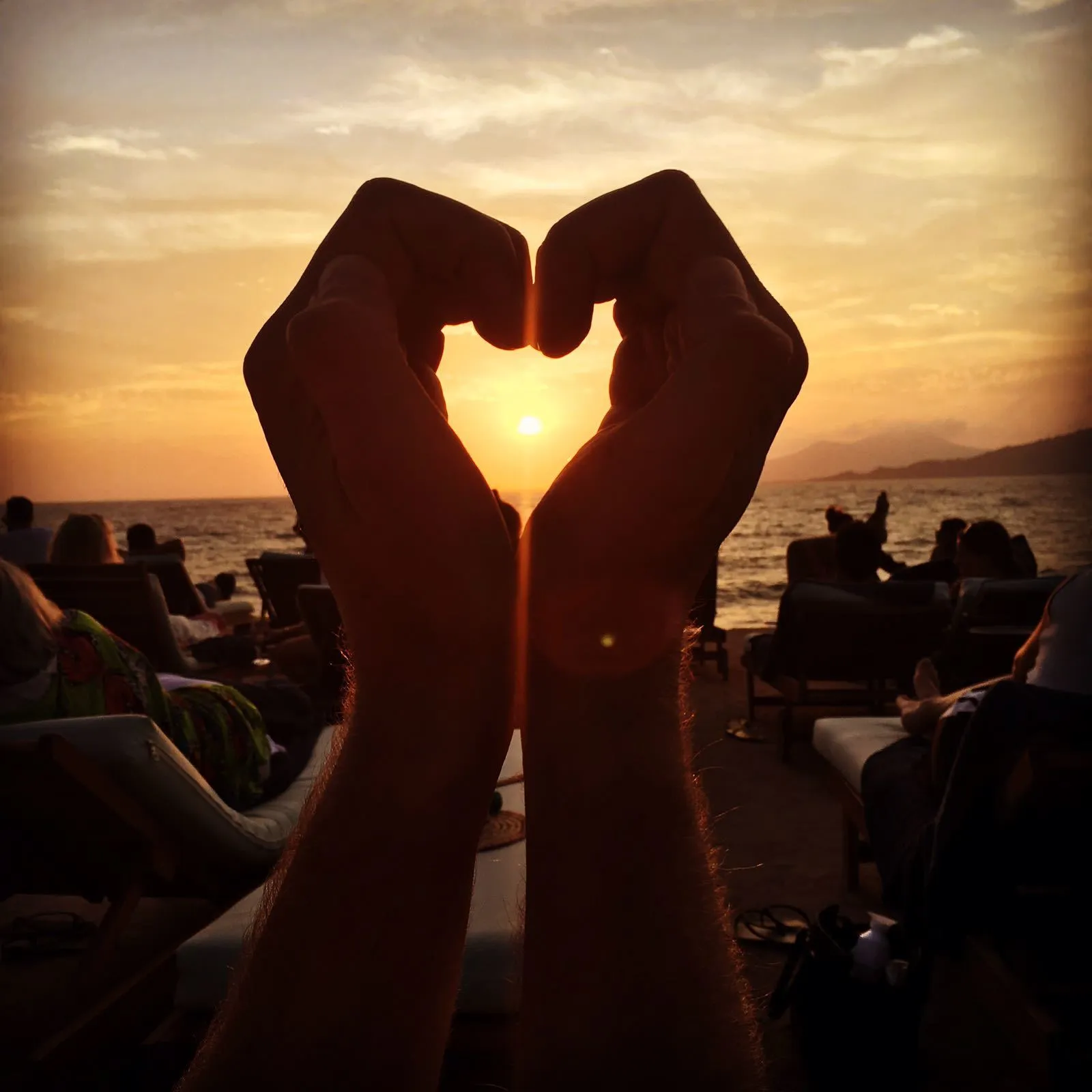 u19032517 OnlyFans header