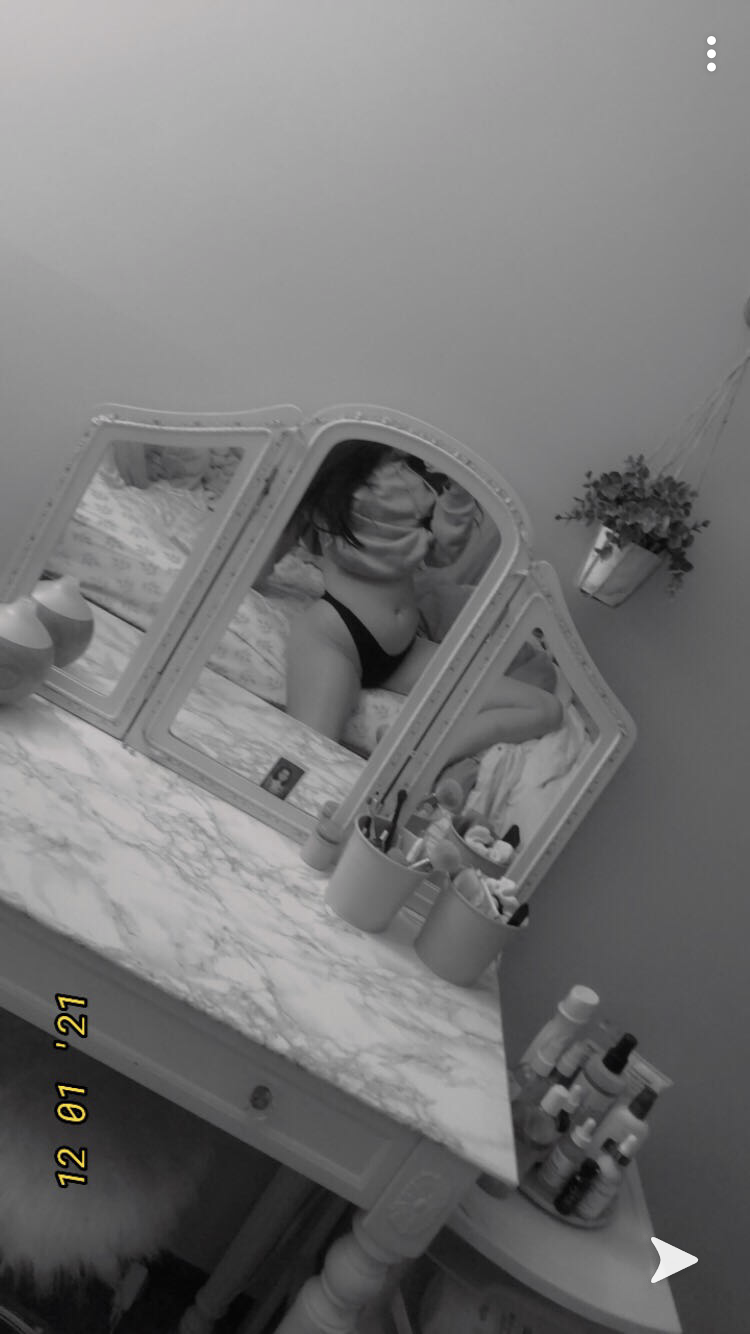 u19073698 OnlyFans header