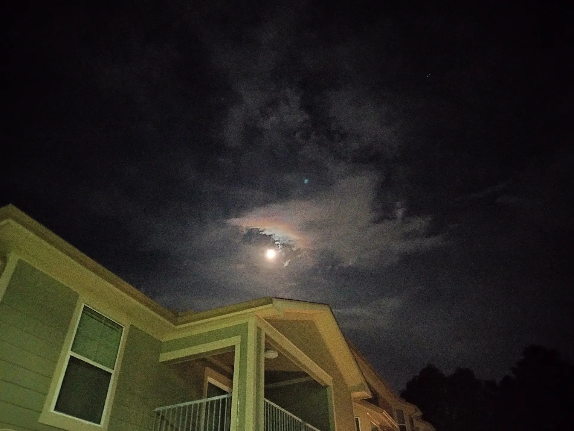 u19389688 OnlyFans header