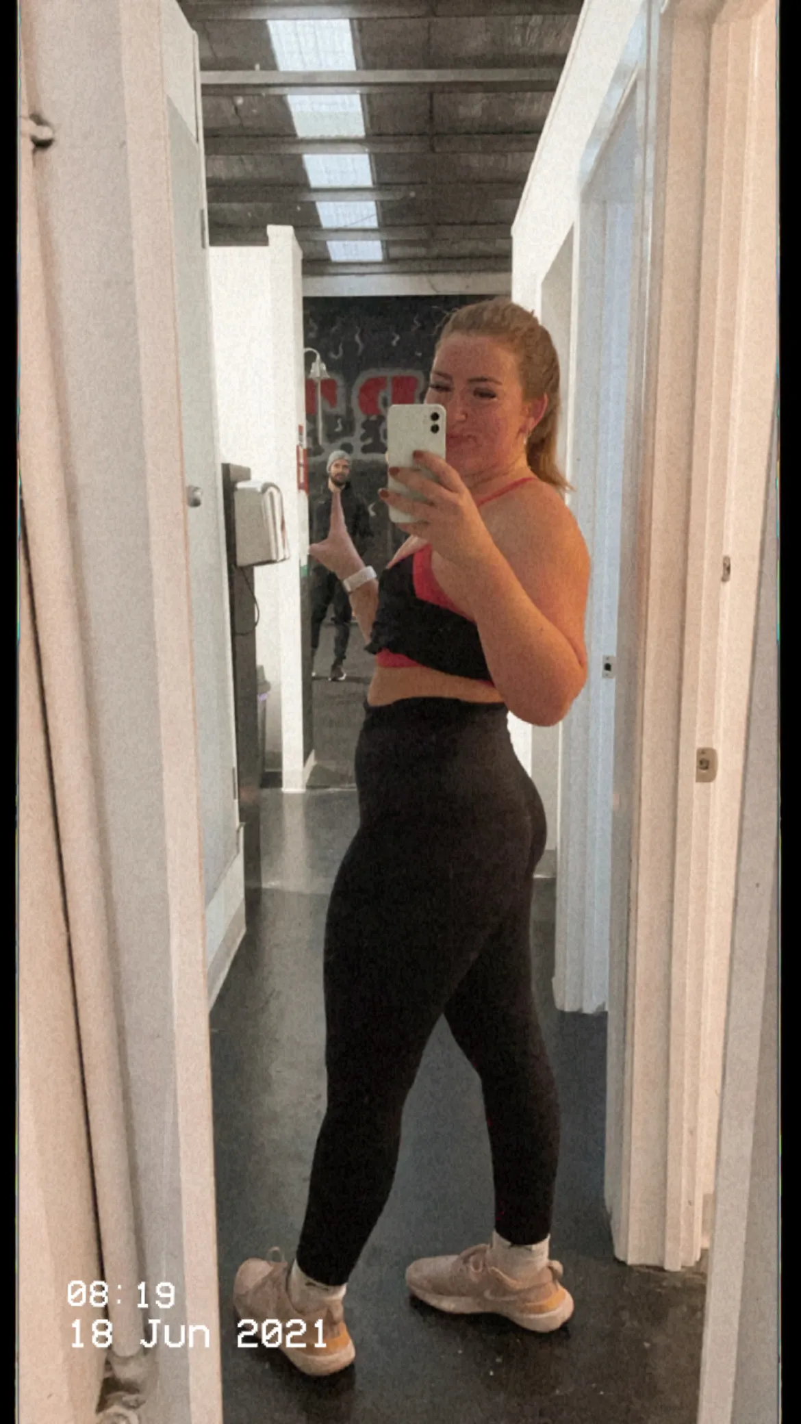 u19471764 OnlyFans header