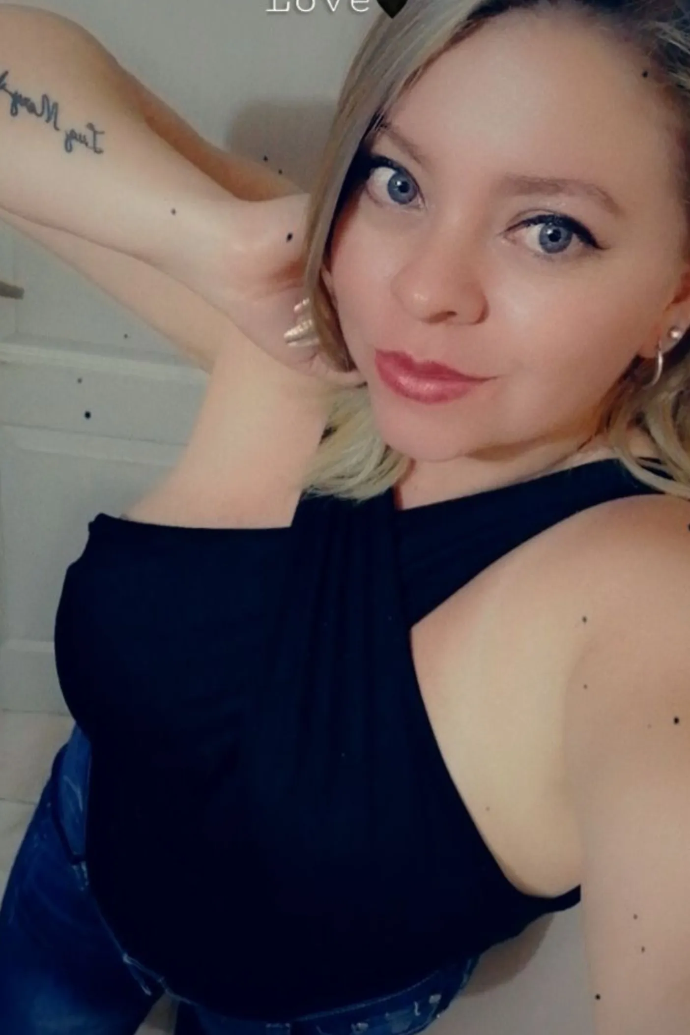 Reina3289 OnlyFans header