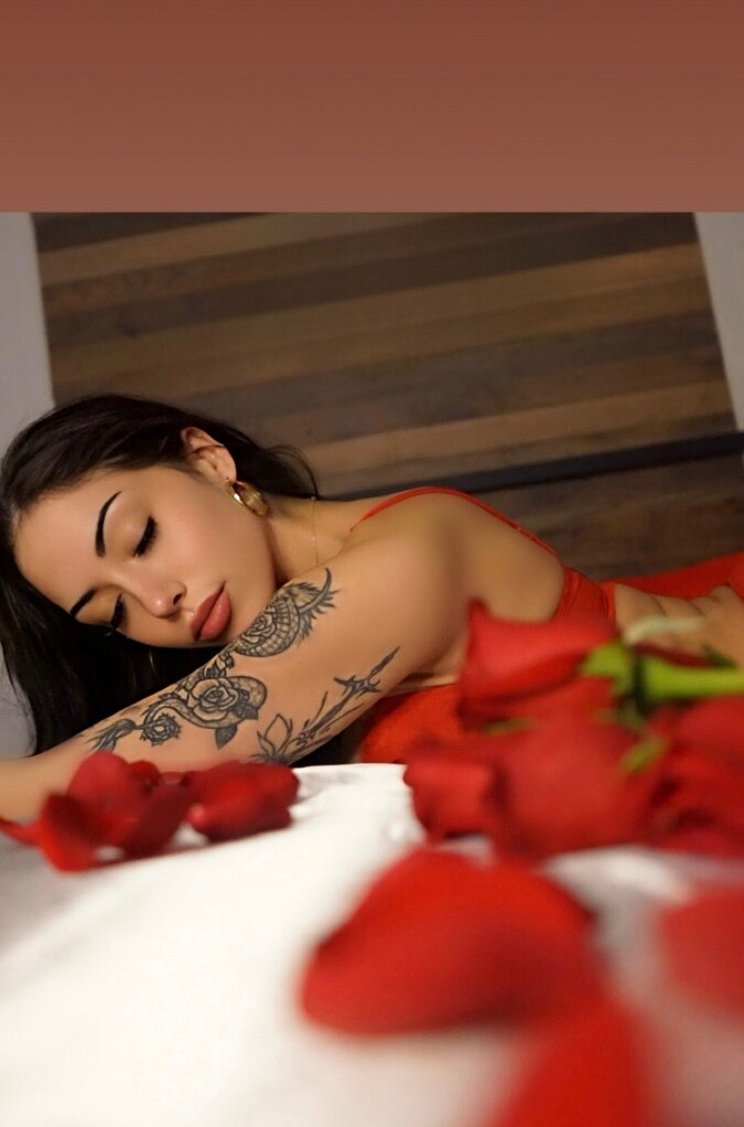 𝙸’𝚖 𝙽𝚒𝚌𝚘𝚕𝚎, 𝙻𝚎𝚝’𝚜 𝚑𝚊𝚟𝚎 𝚜𝚘𝚖𝚎 𝚏𝚞𝚗👅💦 OnlyFans header