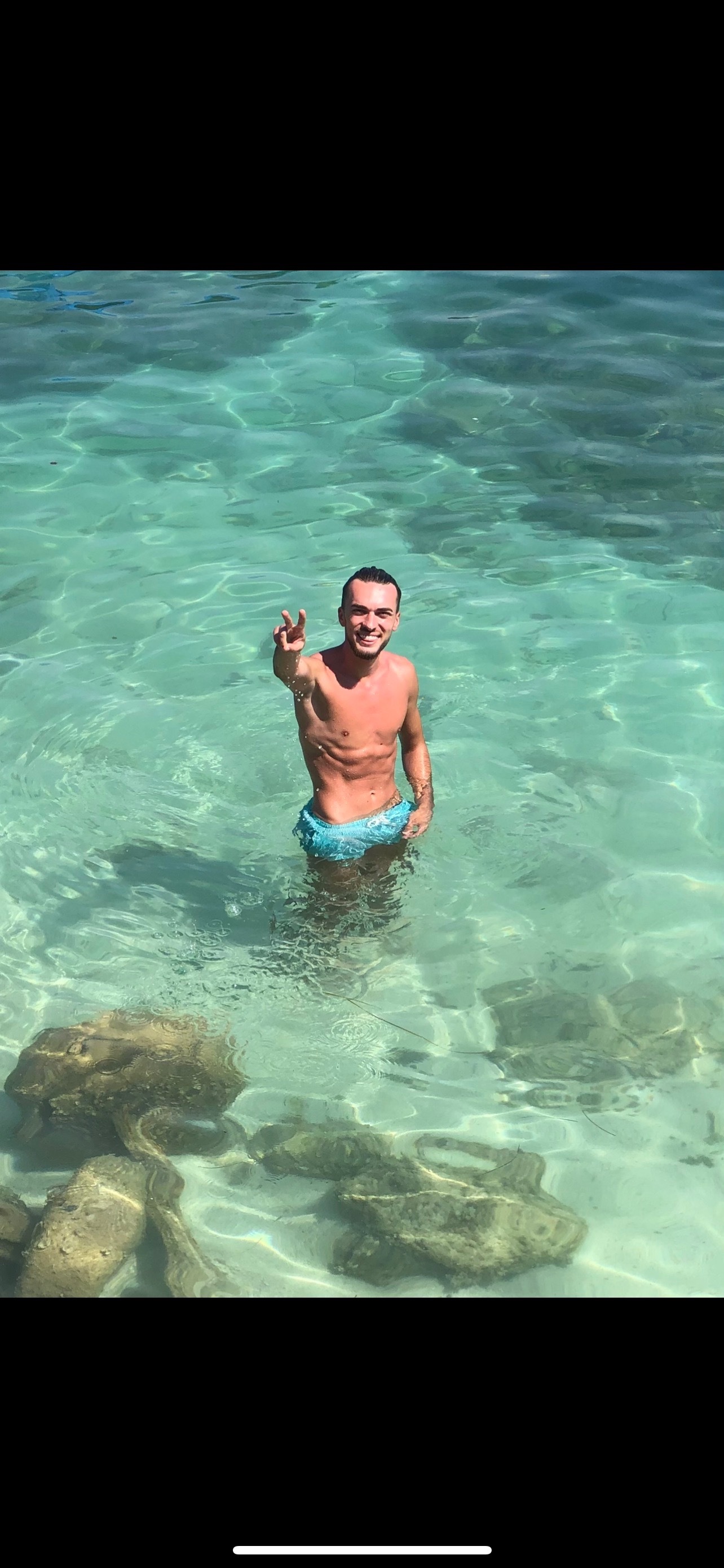 V47on OnlyFans header