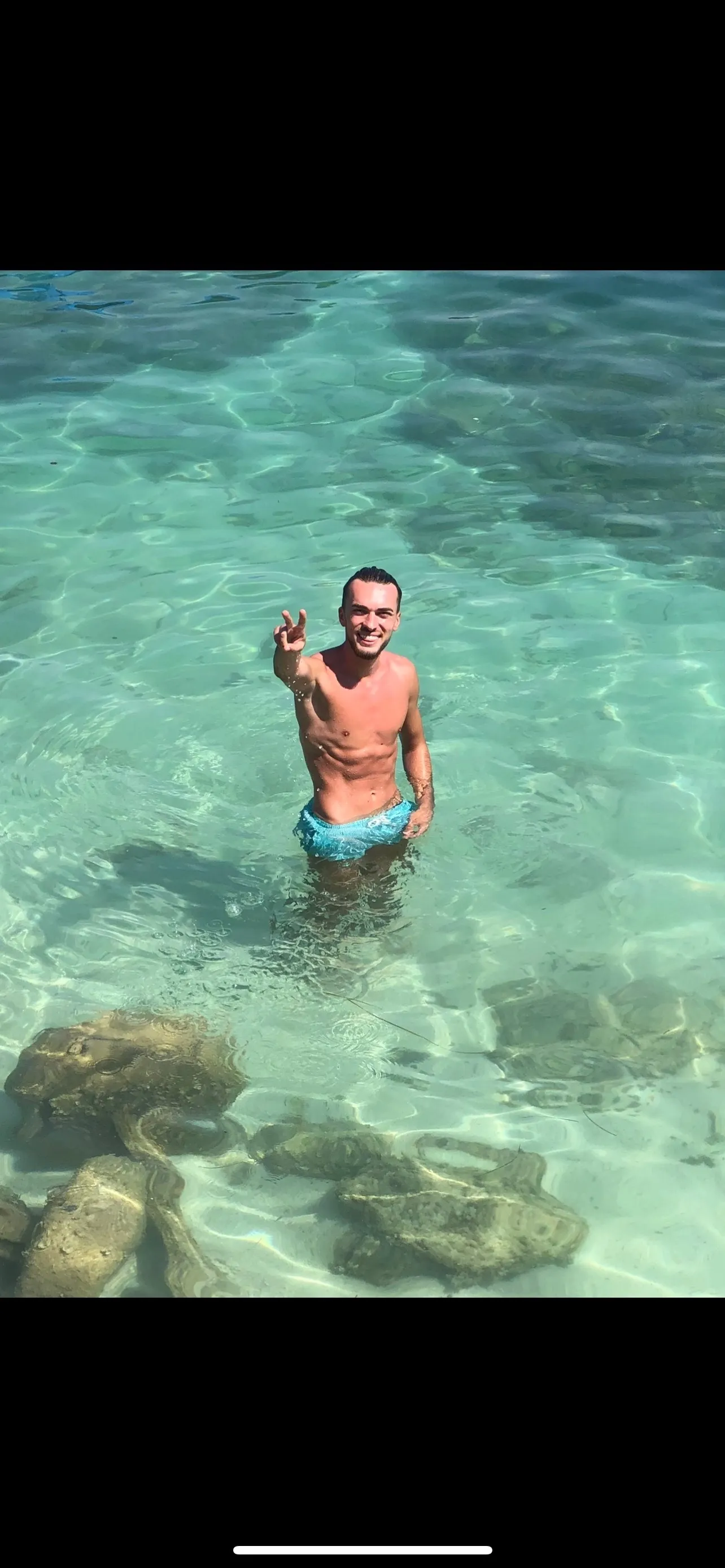 V47on OnlyFans header