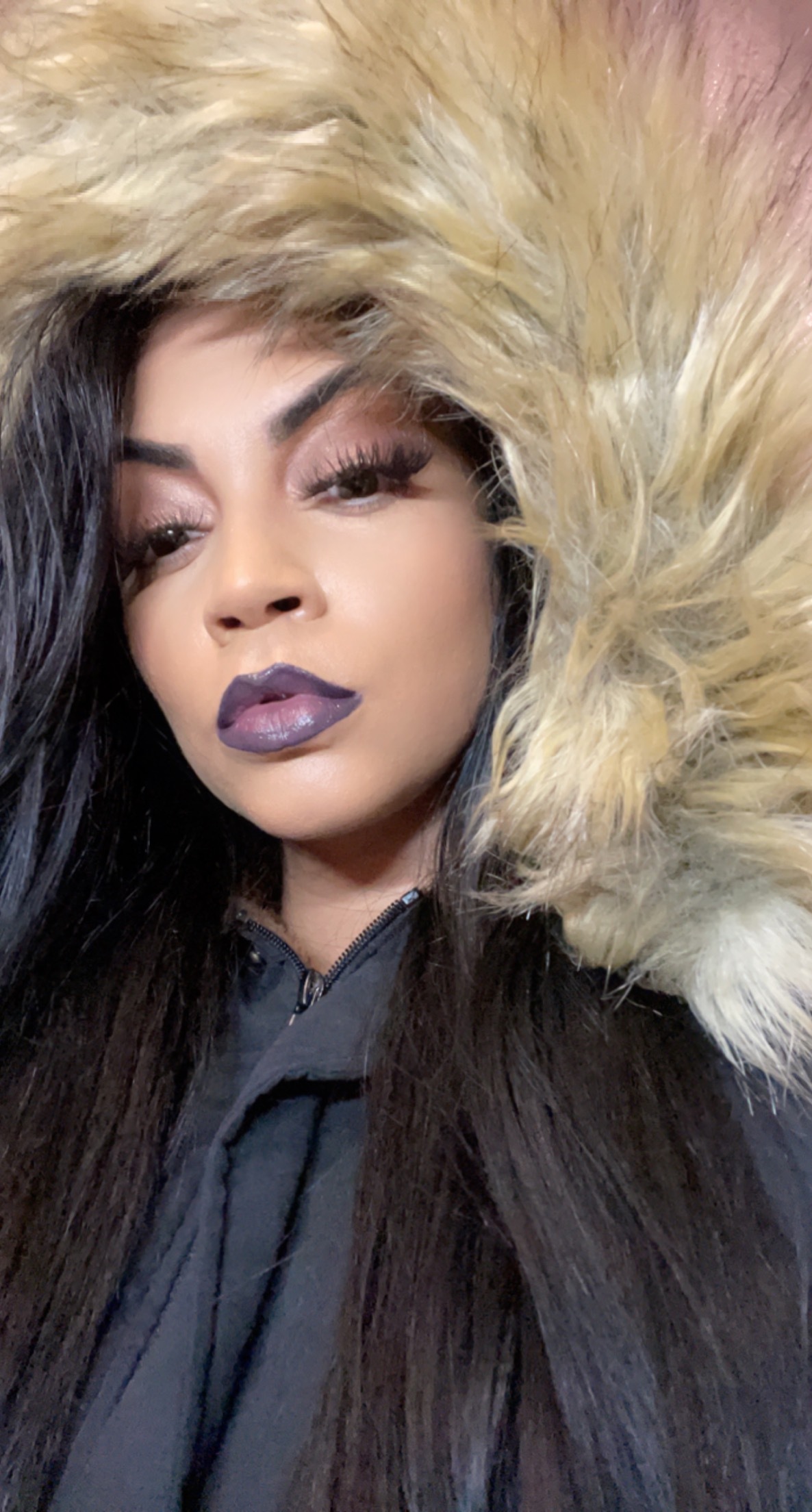 Simply V OnlyFans header