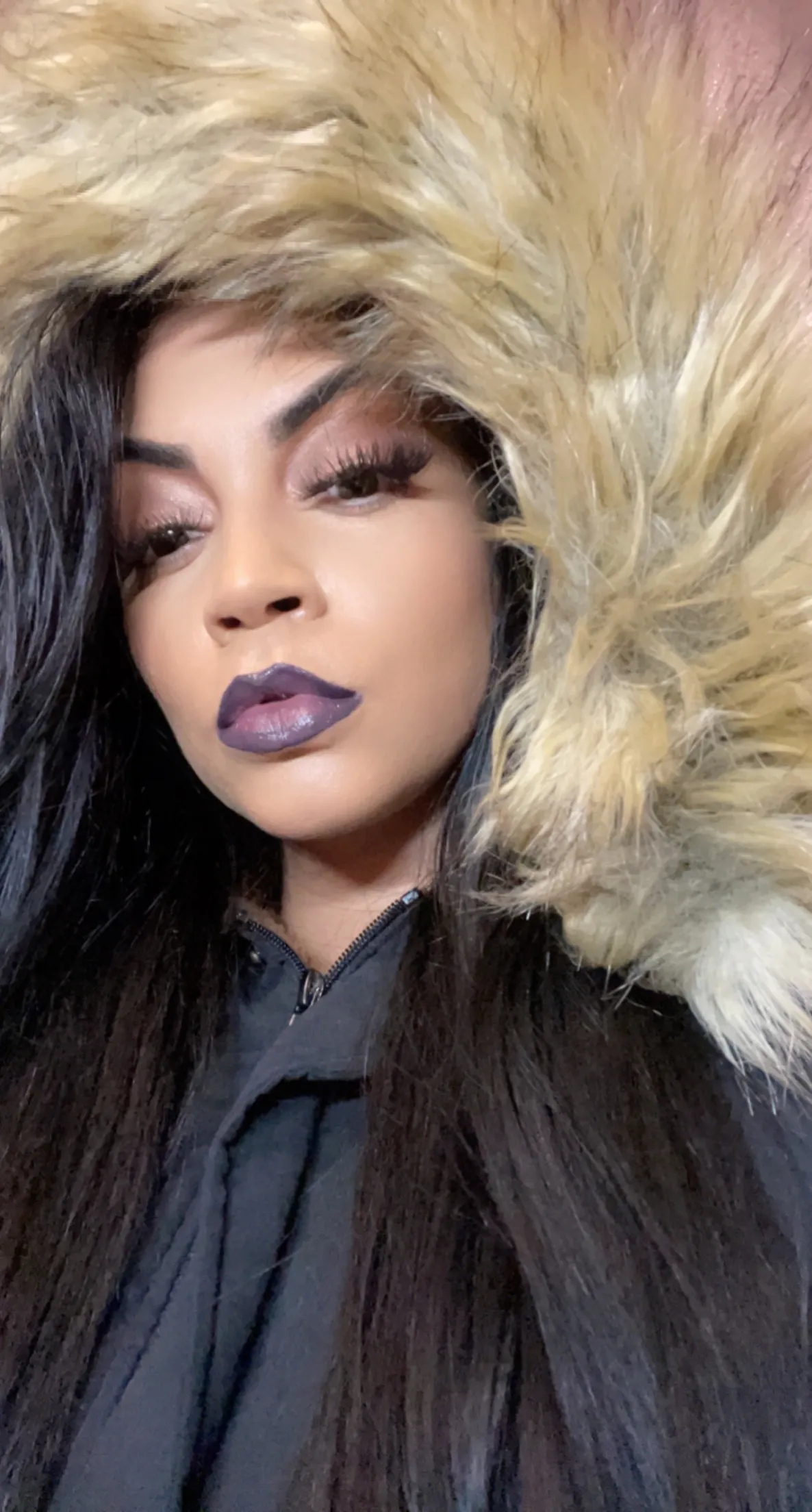 Simply V OnlyFans header