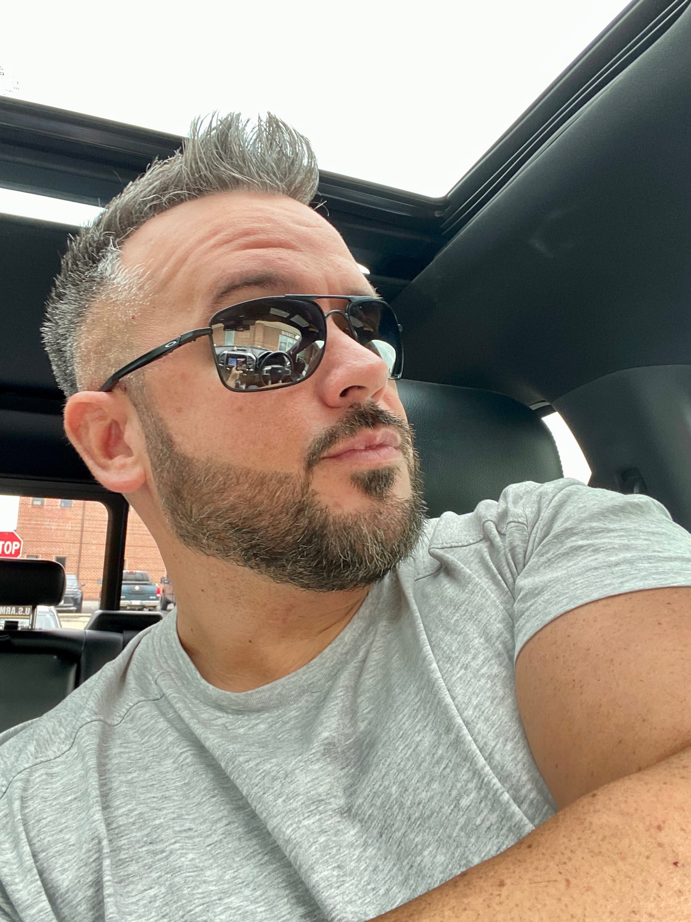 VA_Silver_Fox OnlyFans