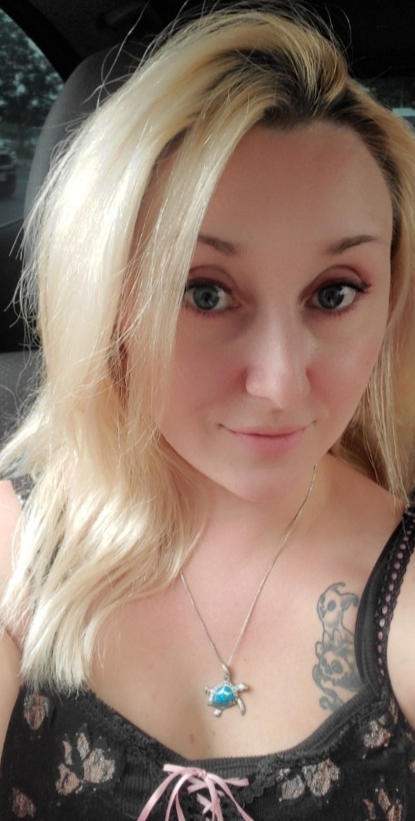 Elysia Varney OnlyFans