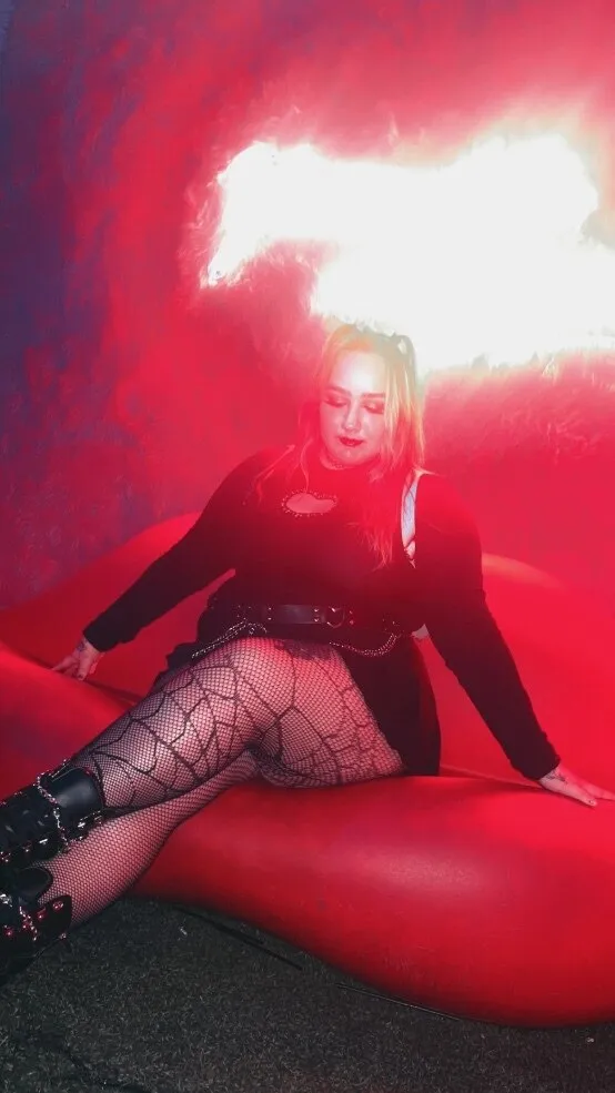 Vahnilla OnlyFans header