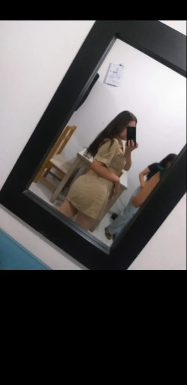 Val🍑 OnlyFans header