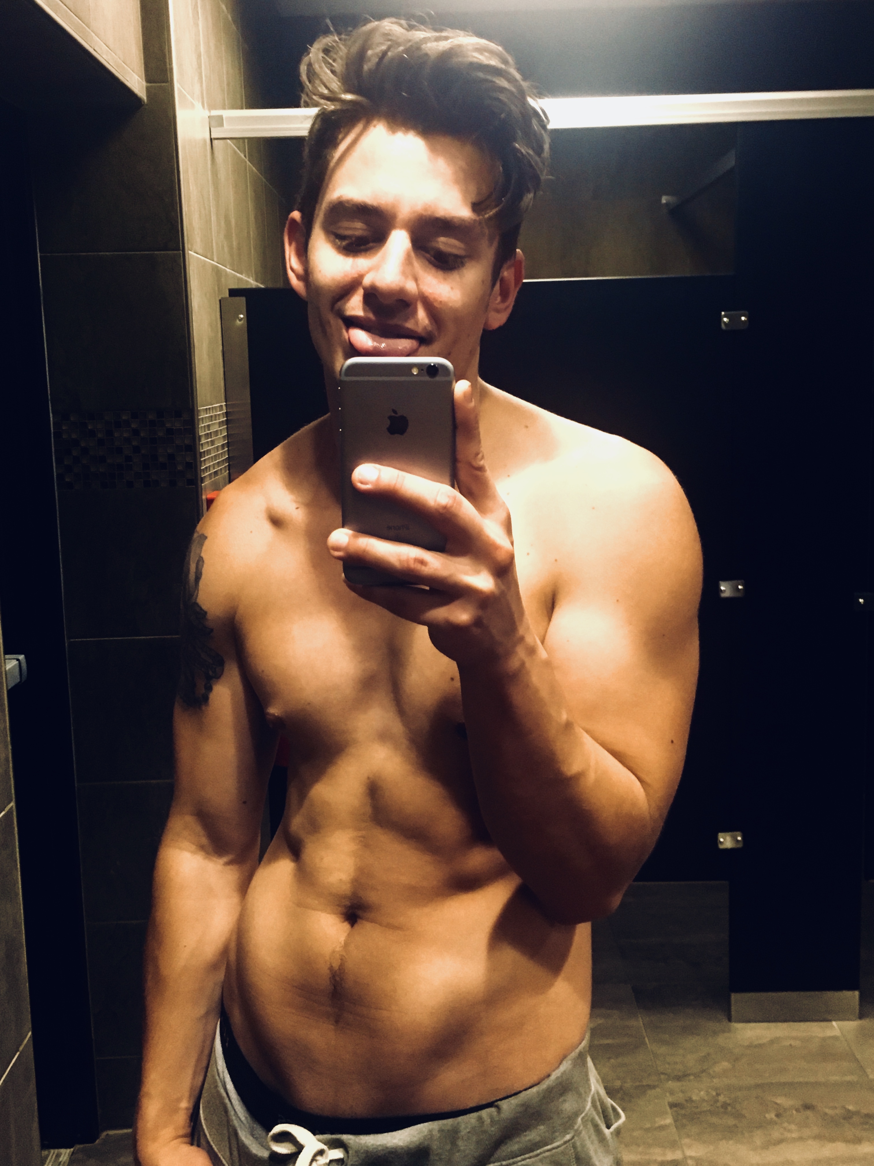Zak Valdez OnlyFans