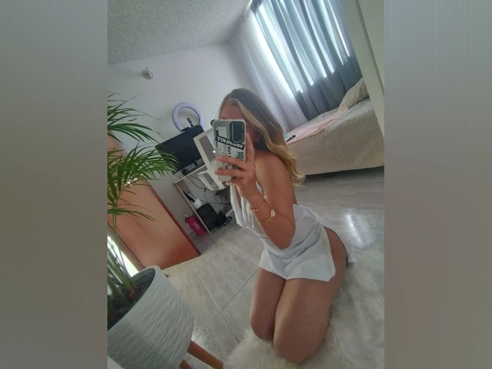 Vale Amaya OnlyFans header