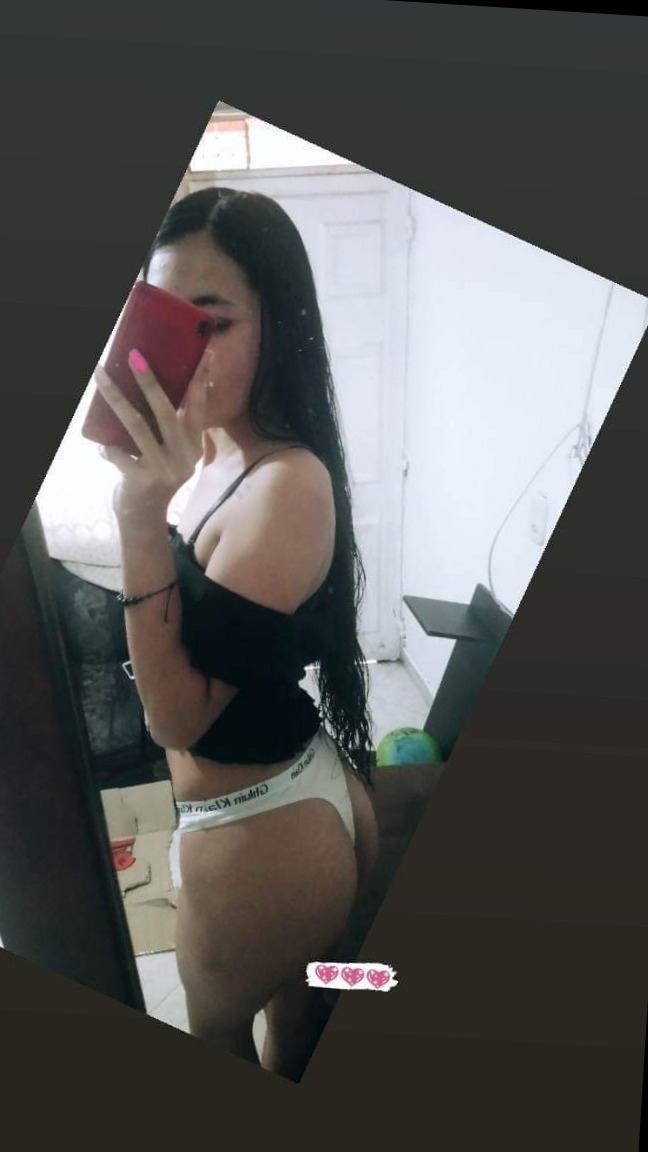 Valentina rojas OnlyFans