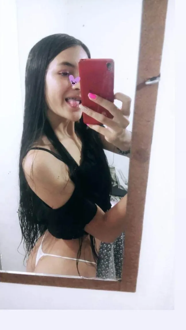Valentina rojas OnlyFans header