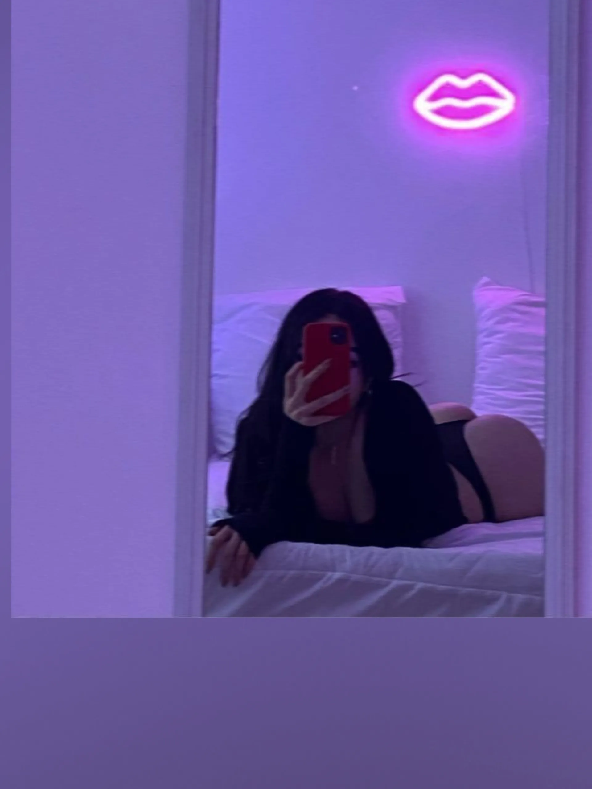 Valiiii OnlyFans header