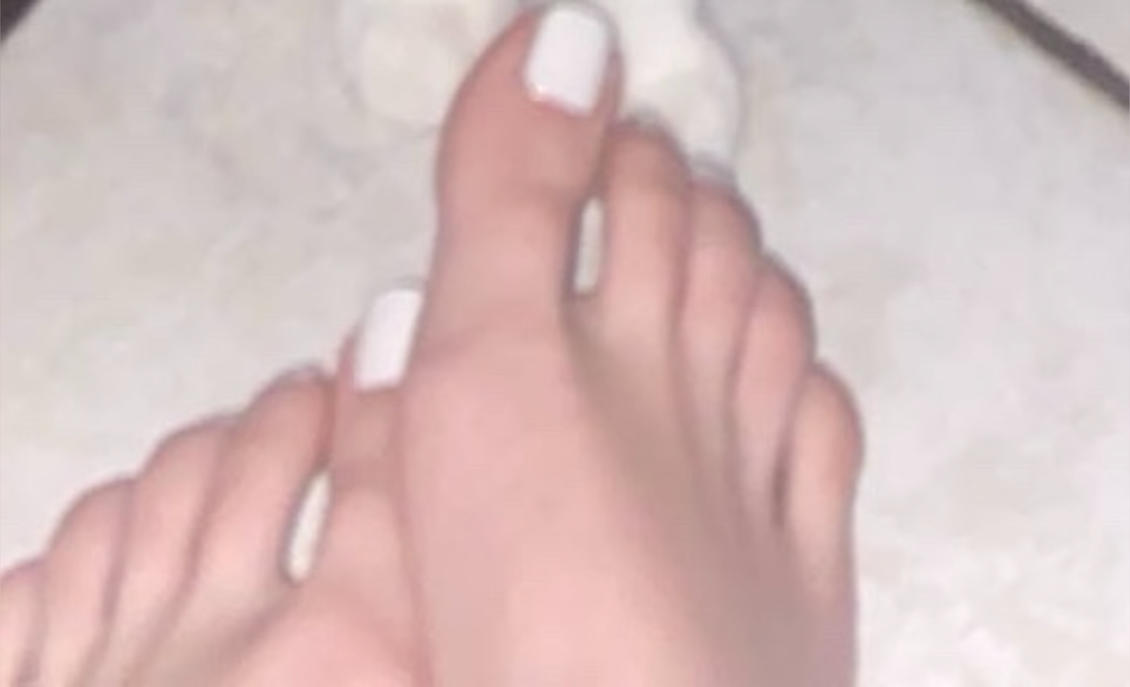 valentina white OnlyFans header