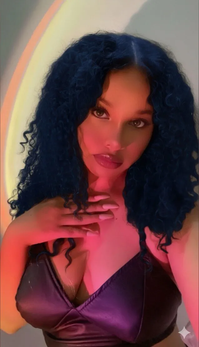 Danielle🐉Free✨💙