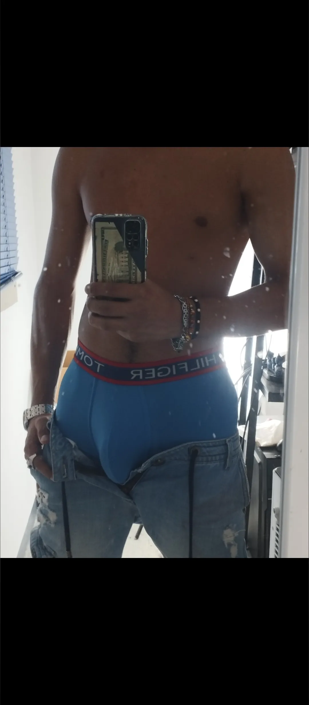 Valentino OnlyFans header