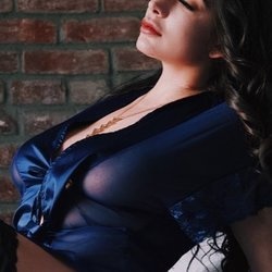 Mistress Valerie Marvelle