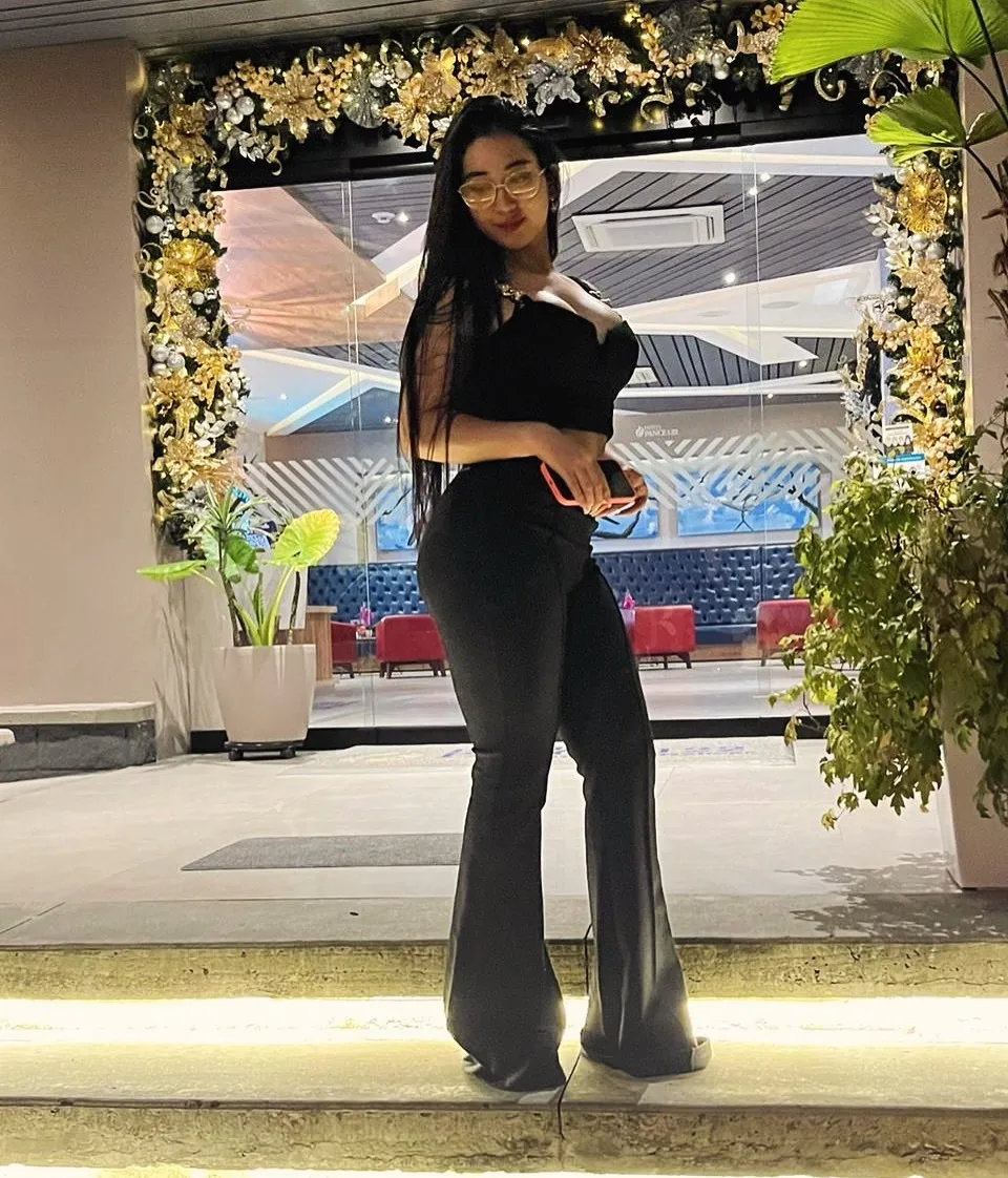 valery OnlyFans header