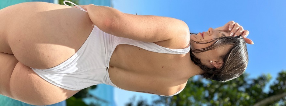 Valery 💚 OnlyFans header