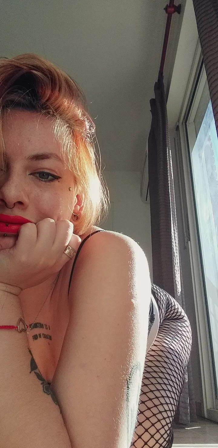 Valentina OnlyFans header