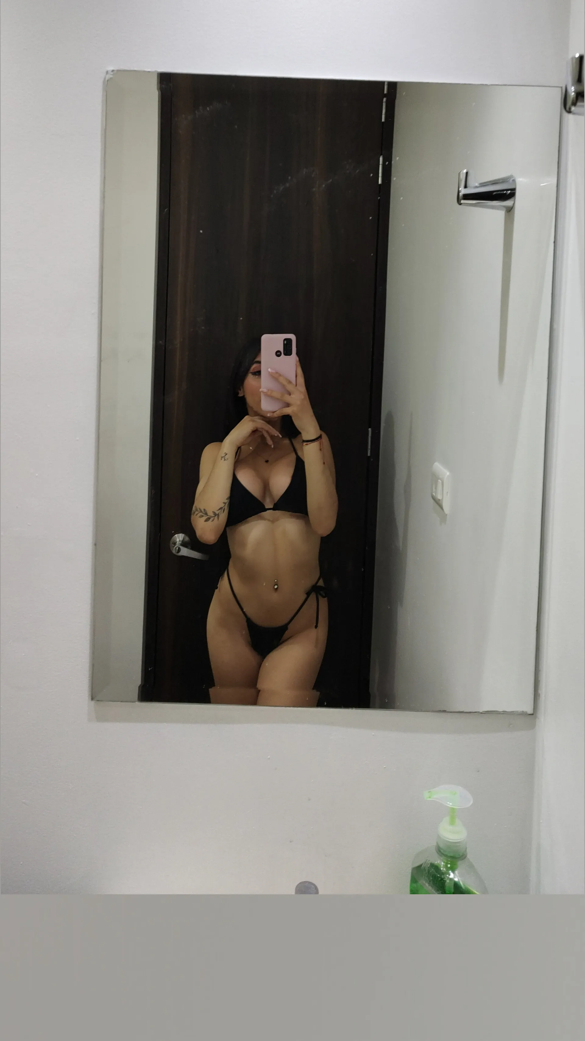 Valkilu OnlyFans header