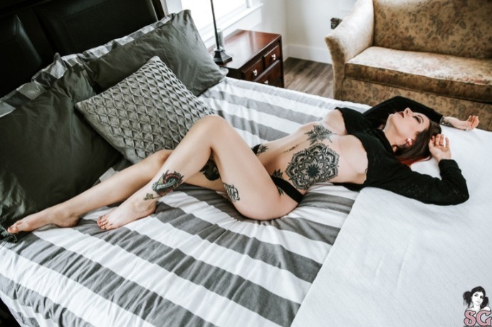 Valora Free 😇 WATCH ME ON MY LIVES 🎥 OnlyFans header