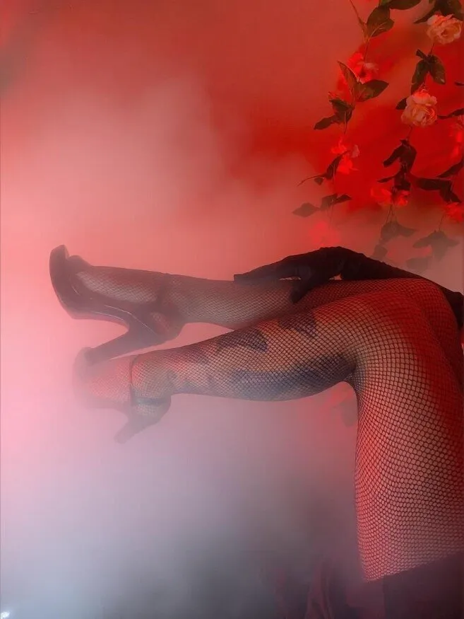 valen Sanchez OnlyFans header