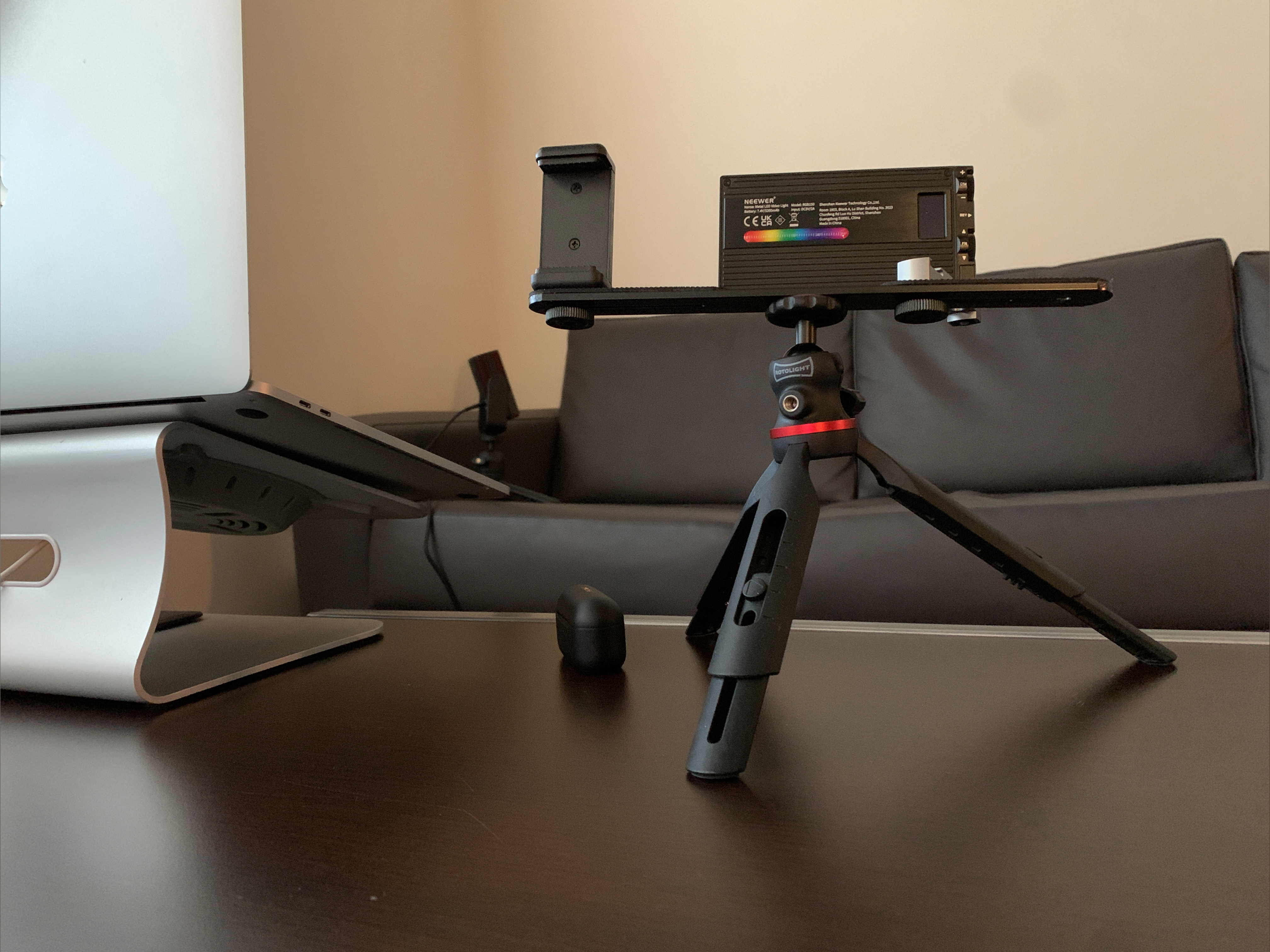 Vamier OnlyFans header