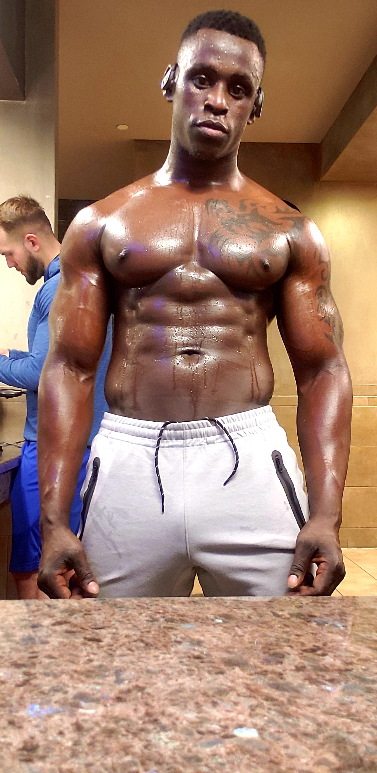 Van_von17 OnlyFans header