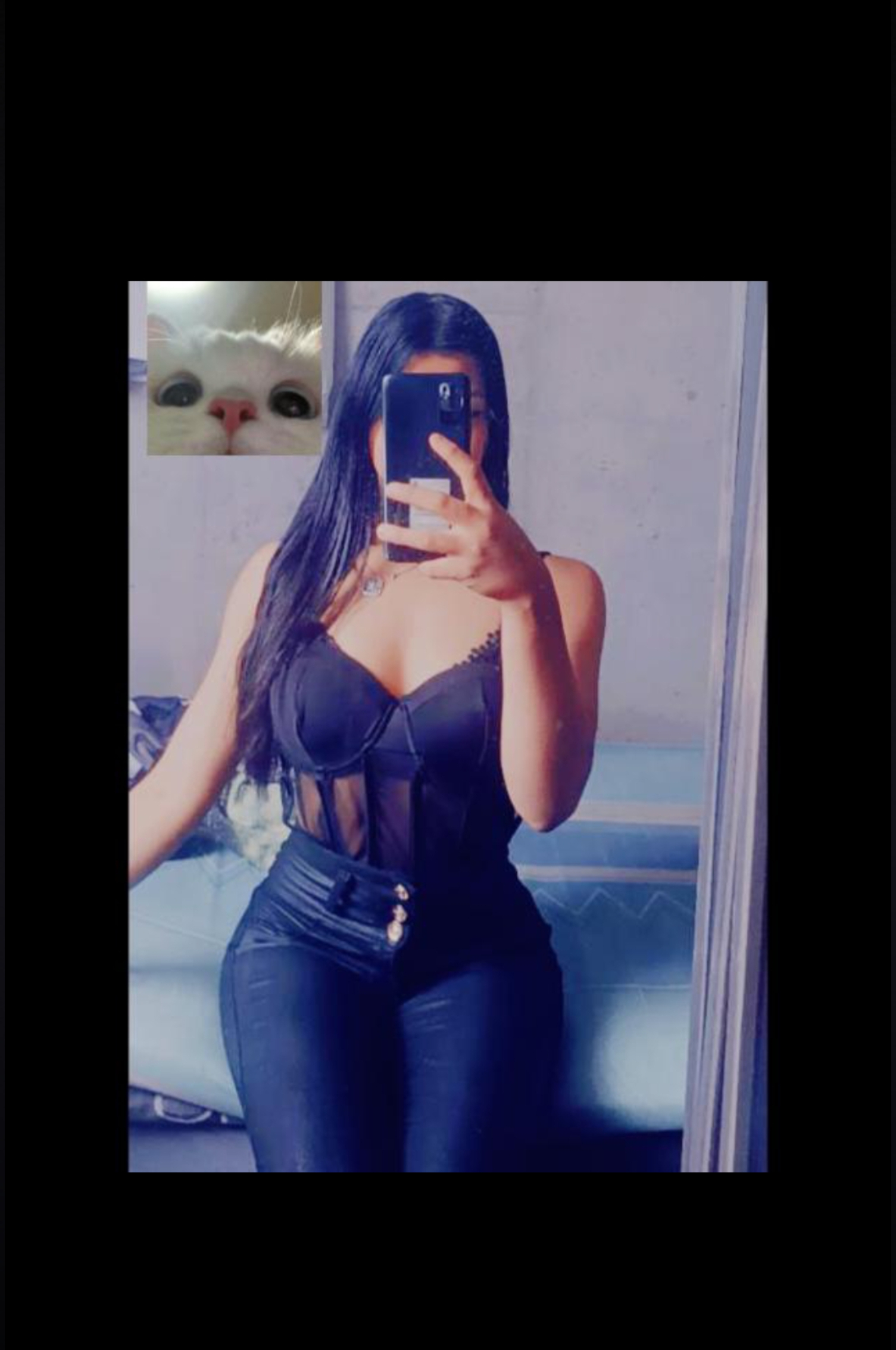 Vanessa González OnlyFans header