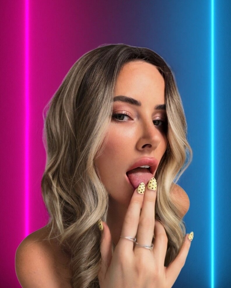 🍒 Vanessa • FREE OnlyFans