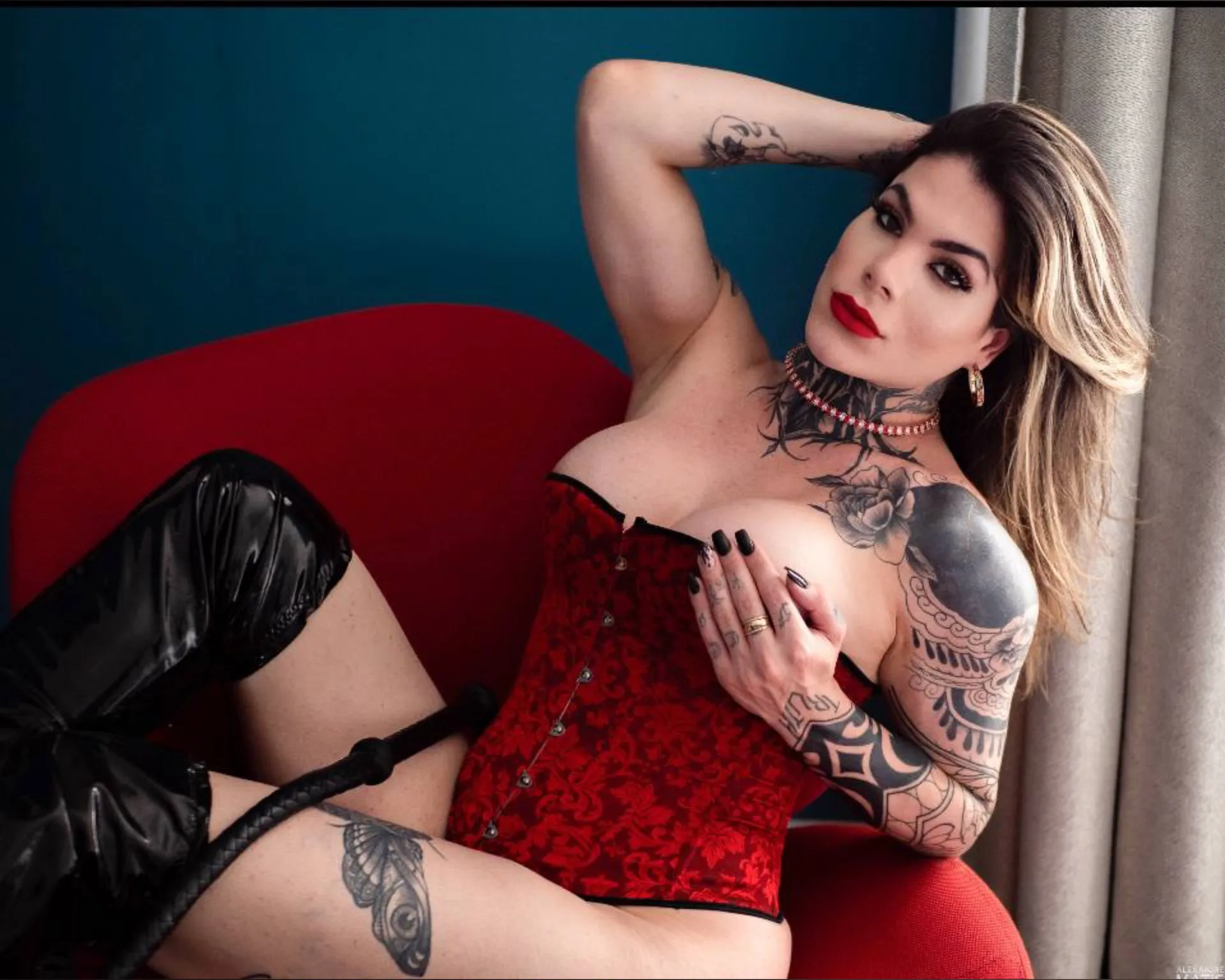 Vanessa Vivian dresch busata