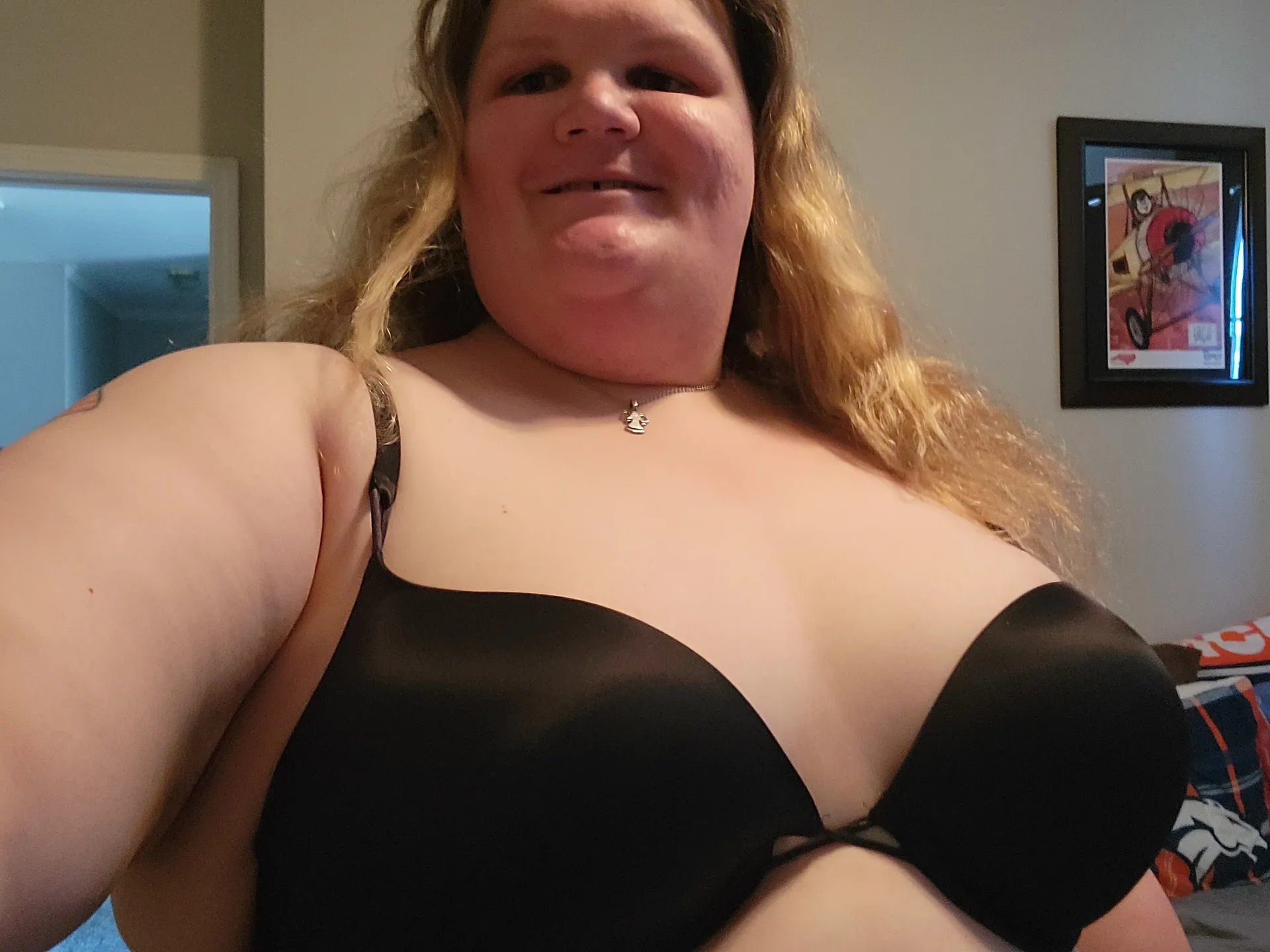 Vanessa OnlyFans header