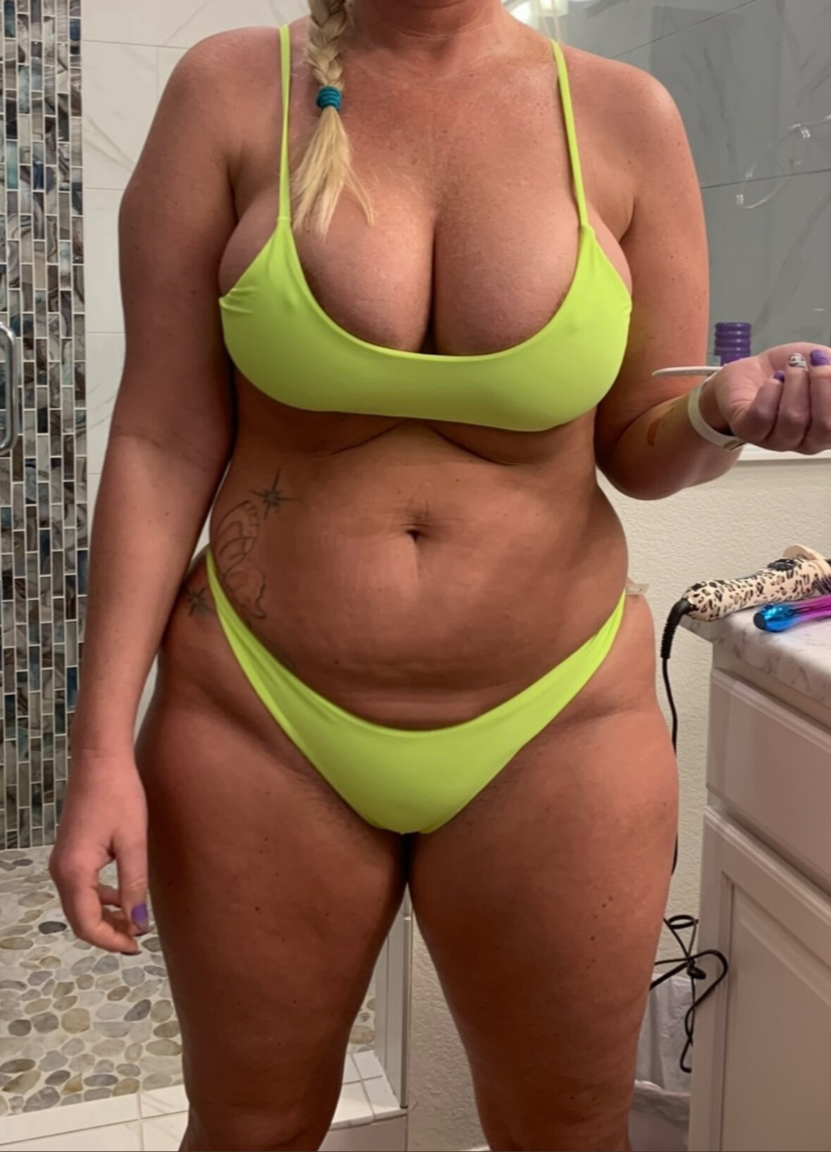 Sara🤵🏼‍♀️ VanillaCreamedCake OnlyFans