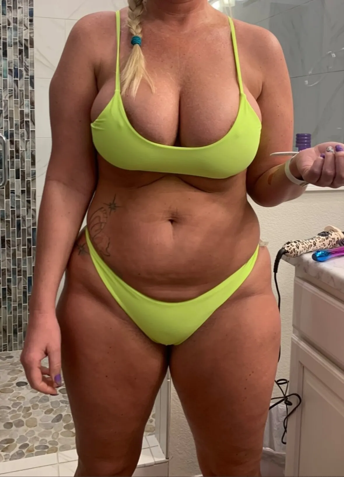 Sara🤵🏼‍♀️ VanillaCreamedCake