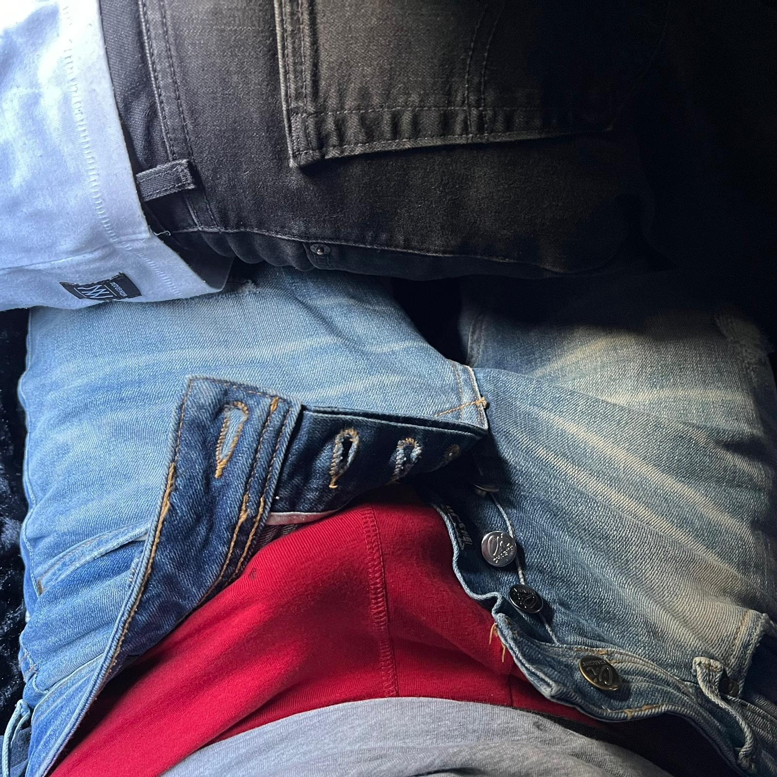 Vanlife in Jeans OnlyFans