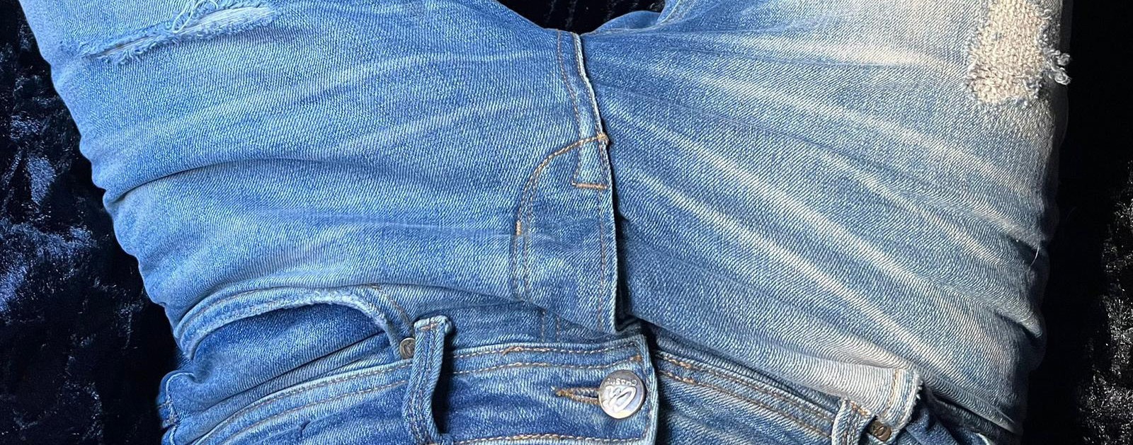 Vanlife in Jeans OnlyFans header