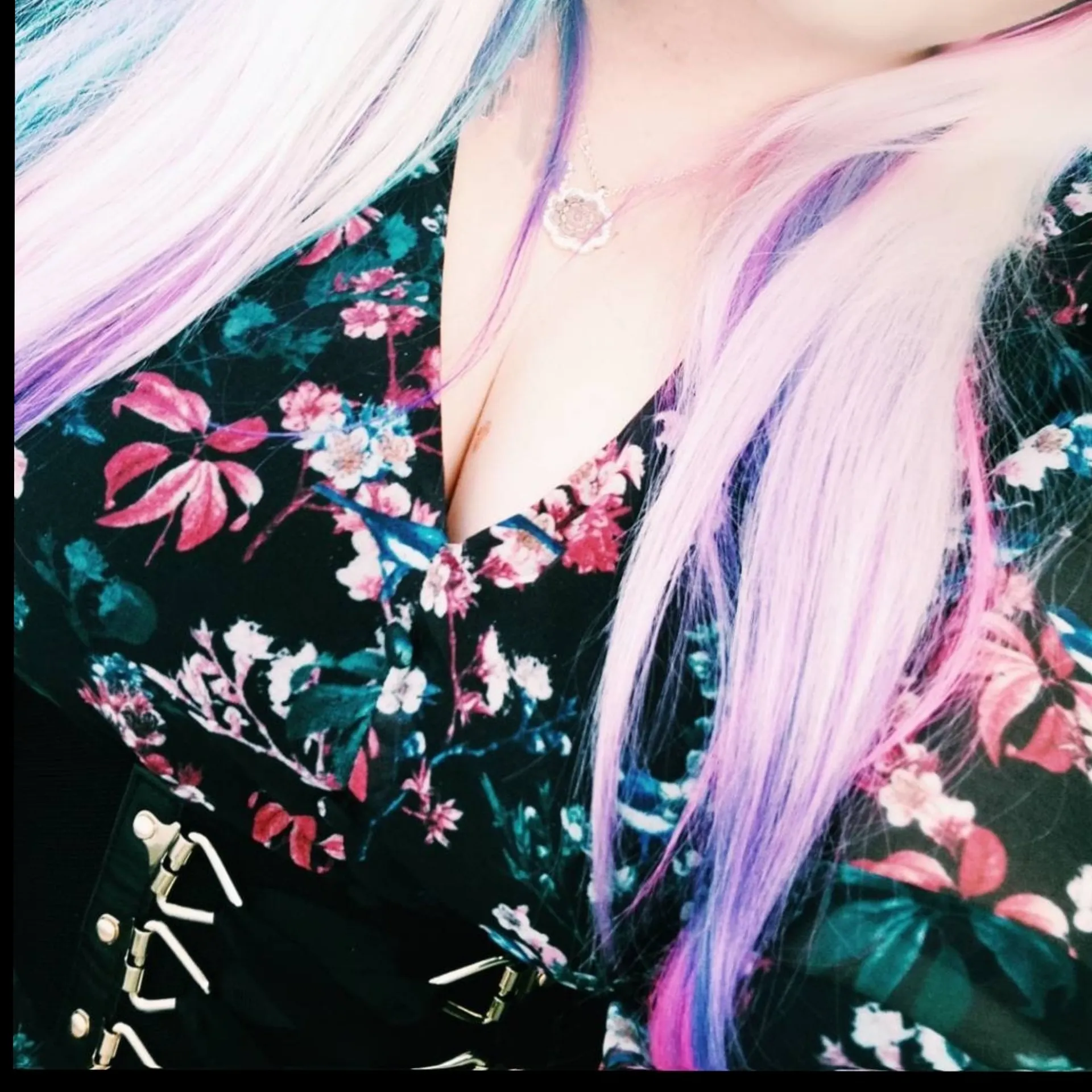 Vanya. 🦋 OnlyFans header