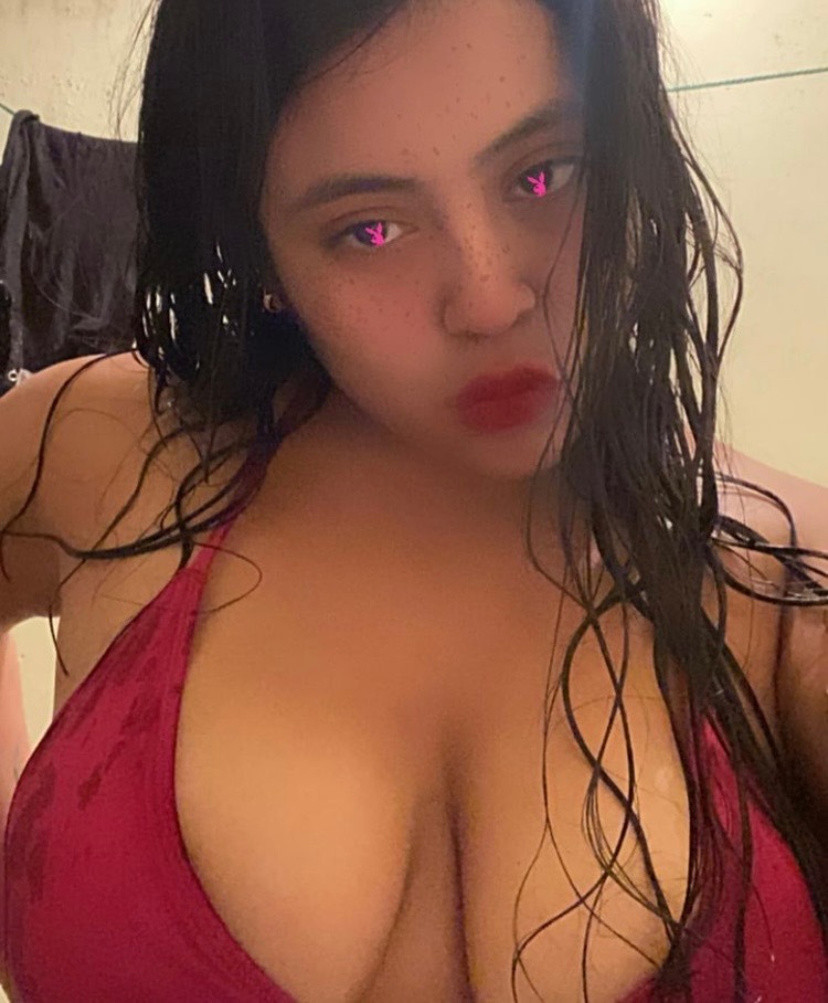 Vazquez liz OnlyFans header