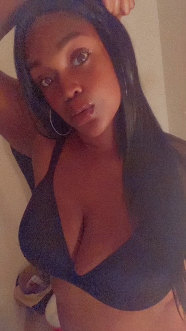 Vanessa Ulis OnlyFans header