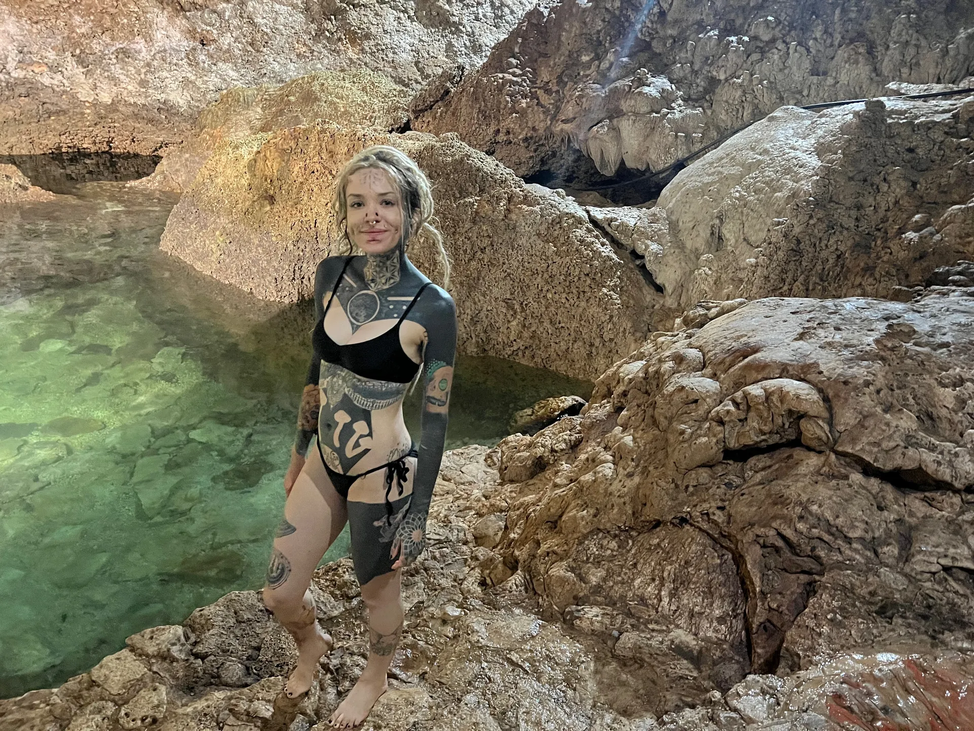 Christina OnlyFans header