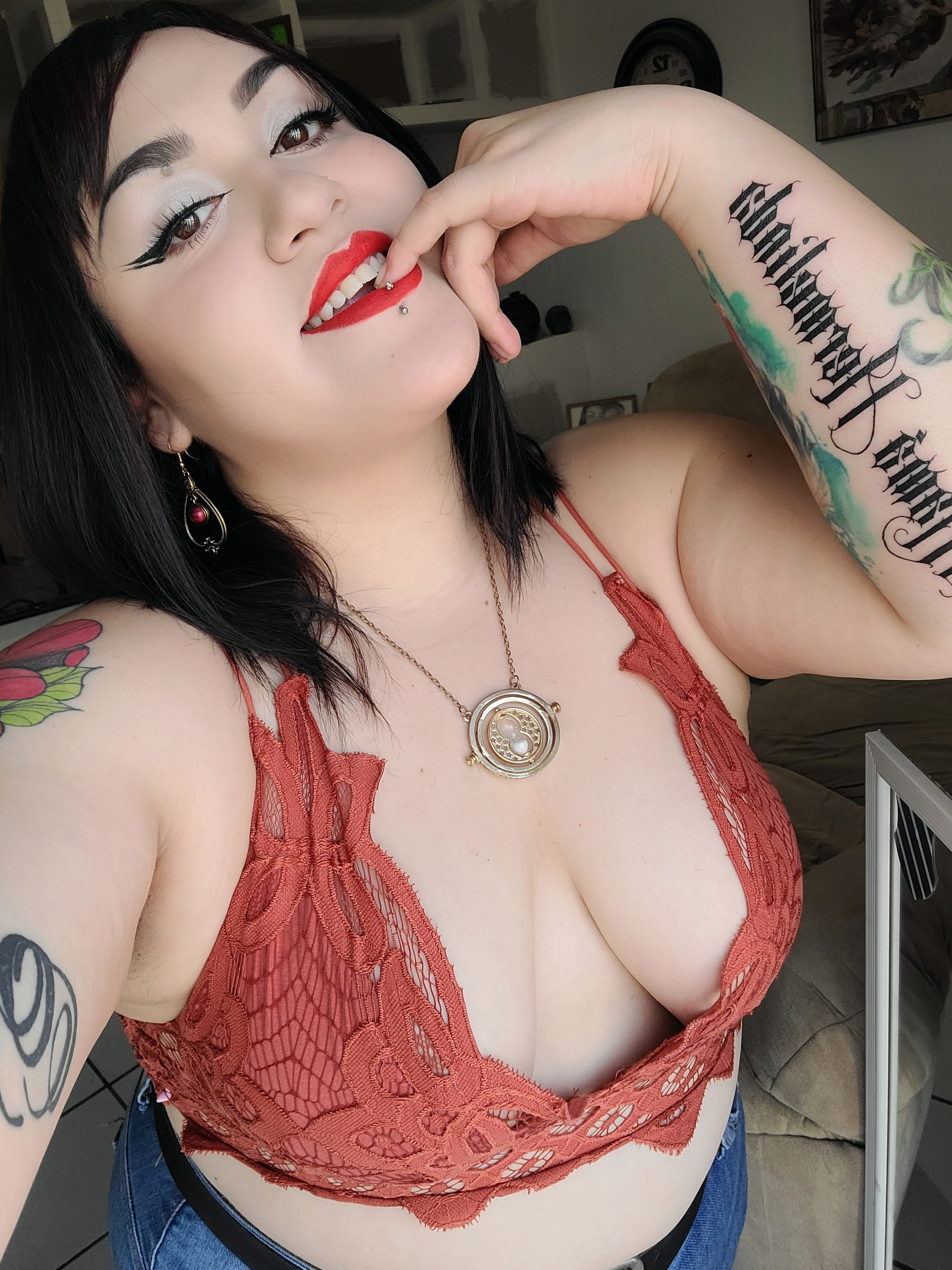 Kenya Velarde OnlyFans