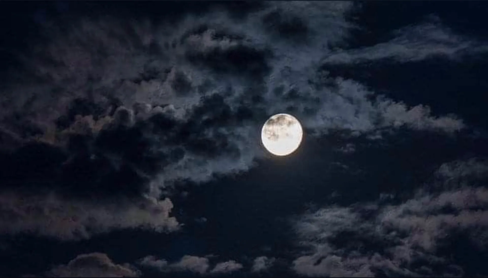 Jully OnlyFans header