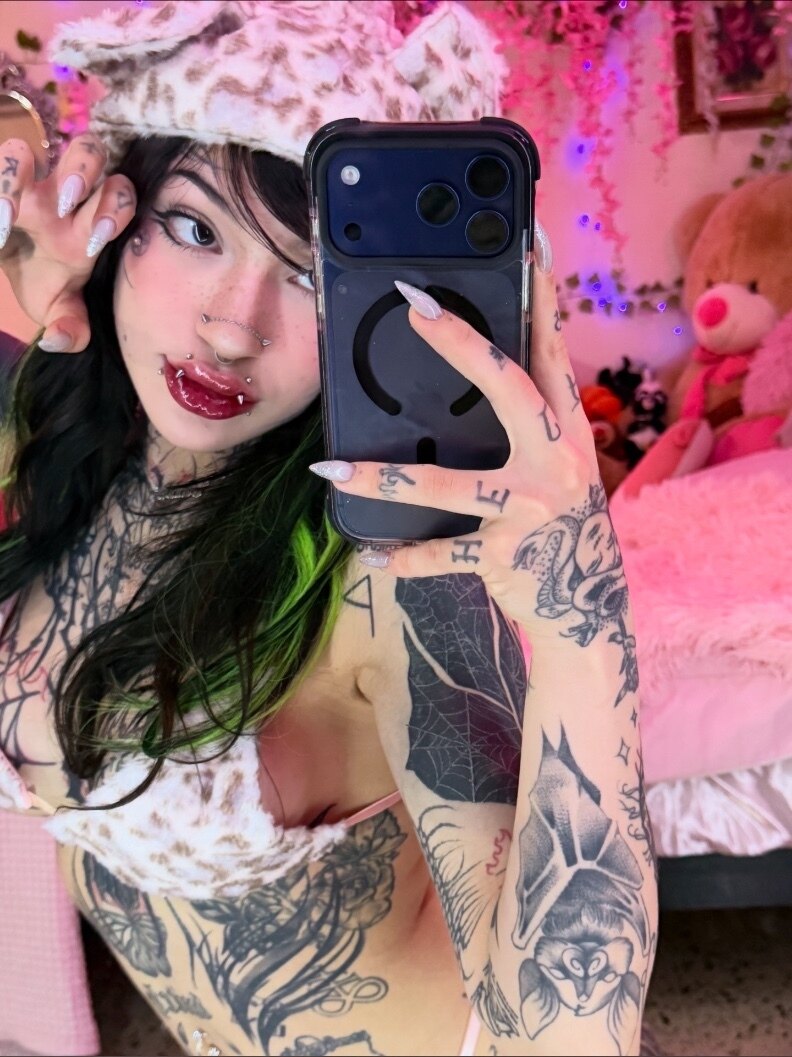 𖤐VennusSativa𖤐 OnlyFans